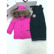 Детские комбинезоны Canada goose