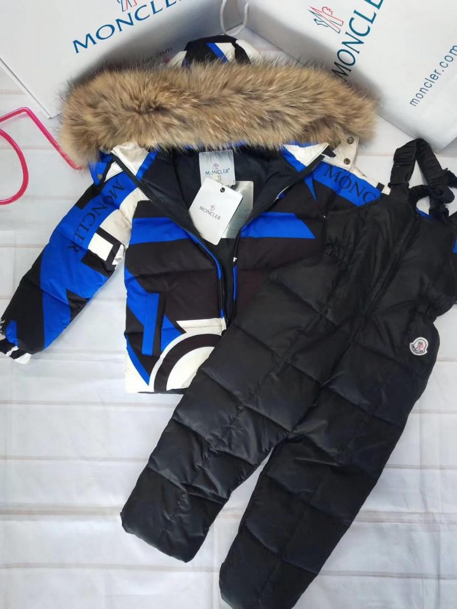 Moncler детский discount комбинезон